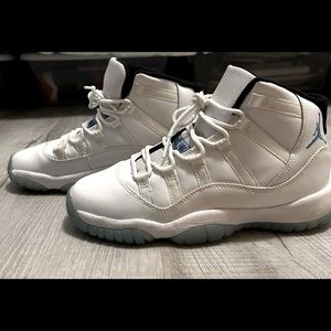 Air Jordan Concord 11 Retro Legend Blue